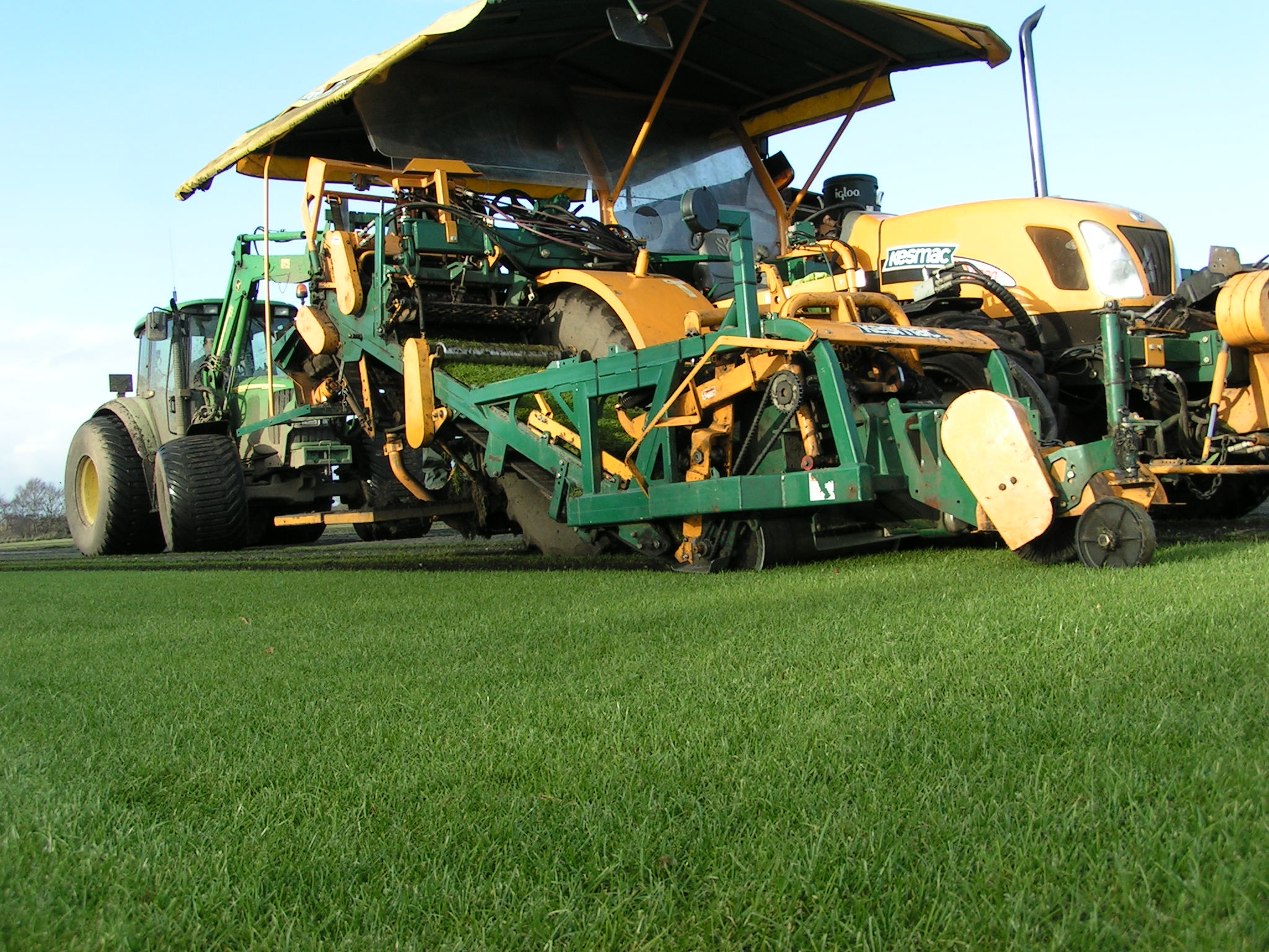 KESMAC DIY TURF HARVESTER 24. NOW SOLD Turf machinery for sale