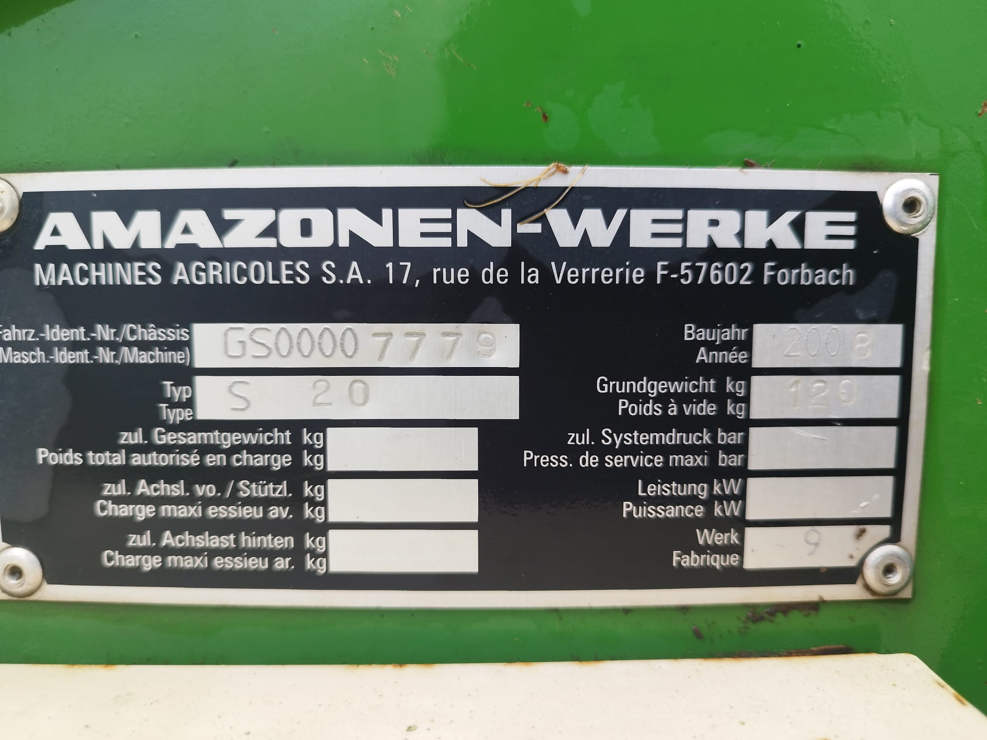 AMAZON GBK 2.0 LAWN SEEDER ** NEW PRICE ** for sale AMAZON GBK 2.0 LAWN SEEDER ** NEW PRICE ** for sale