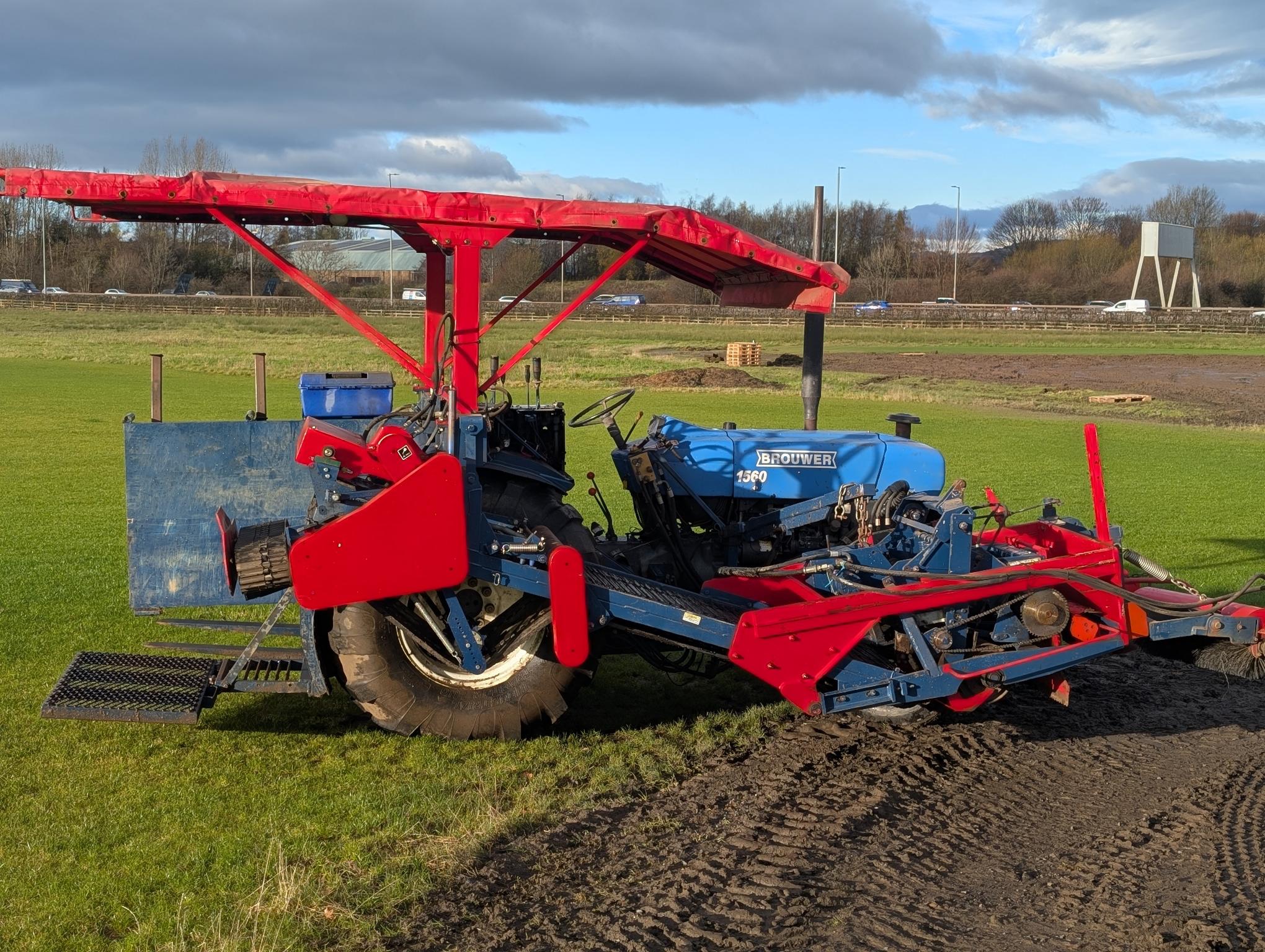 Brouwer Kesmac SN1560 Sod Harvester for sale Brouwer Kesmac SN1560 Sod Harvester for sale