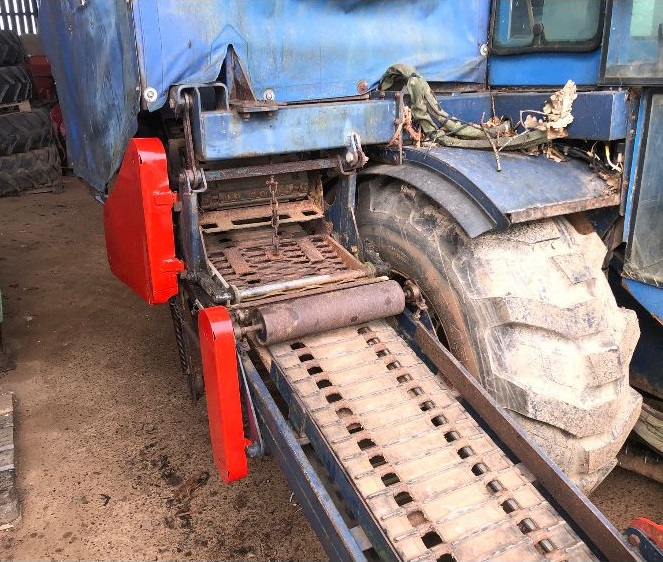Brouwer 1560 Turf Harvester for sale